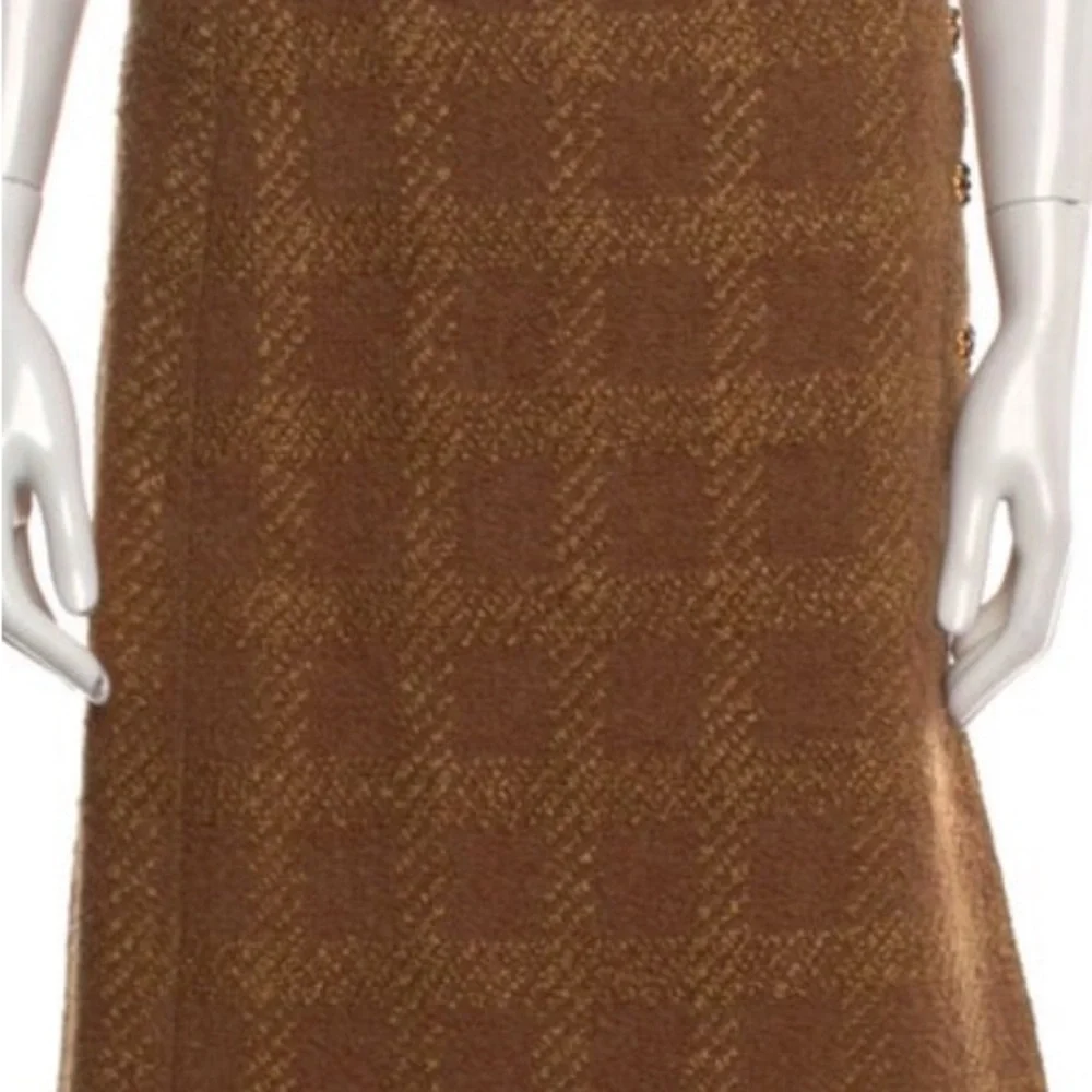 CHANEL Vintage iconic Gold and Brown Tweed skirt (only) gripoix bejeweled button